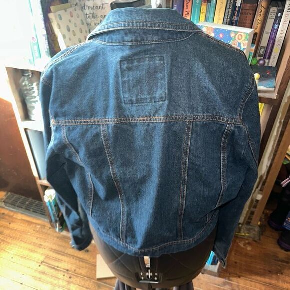 Mossimo denim medium wash L normcore basic classic jacket - Picture 2 of 3
